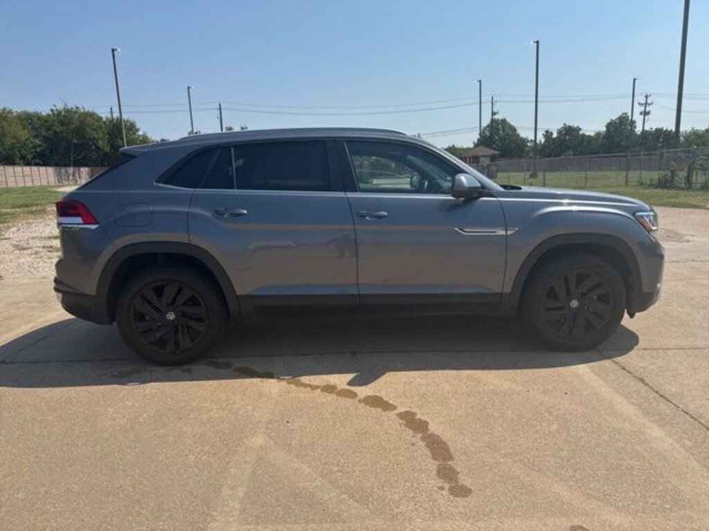 Used 2022 Volkswagen Atlas Cross Sport 3.6L V6 SE w/Technology SUV