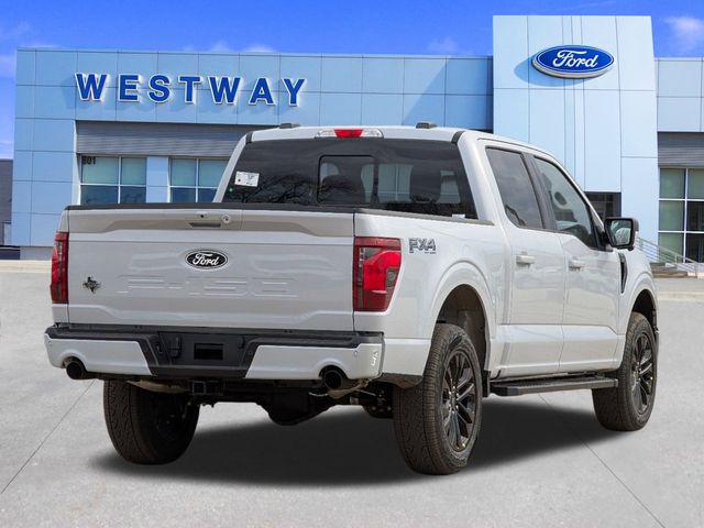 2025 Ford F-150 XLT photo 4