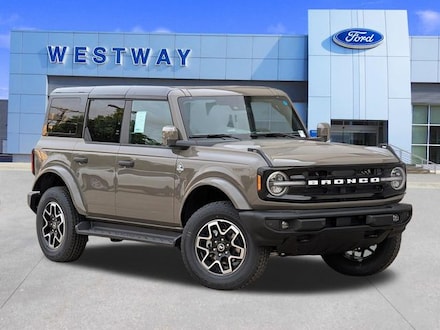 2026 Ford Bronco Outer Banks SUV