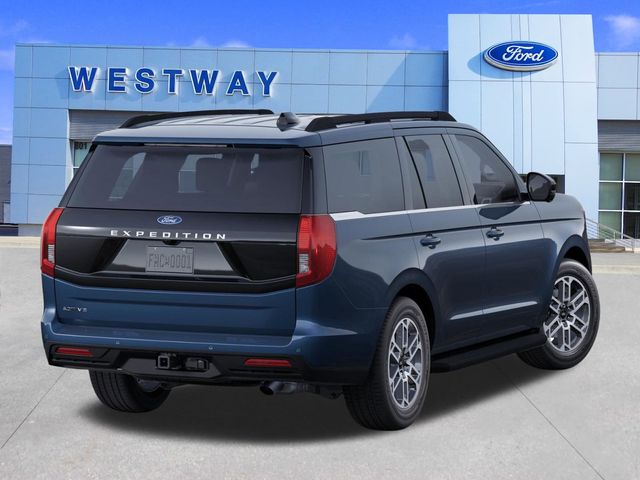 2025 Ford Expedition photo 3