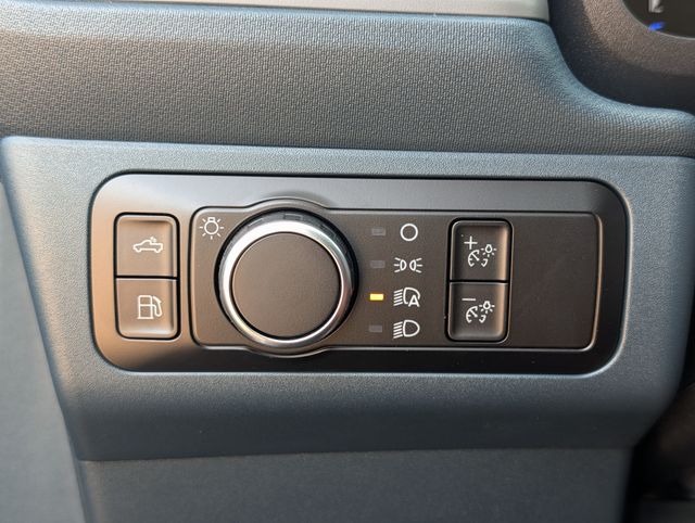 2026 Ford Maverick XL - Photo 18
