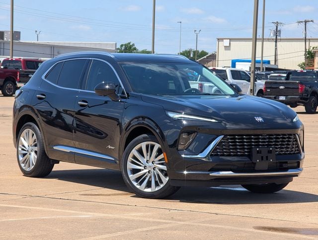 2025 Buick Envision Avenir AWD's photo