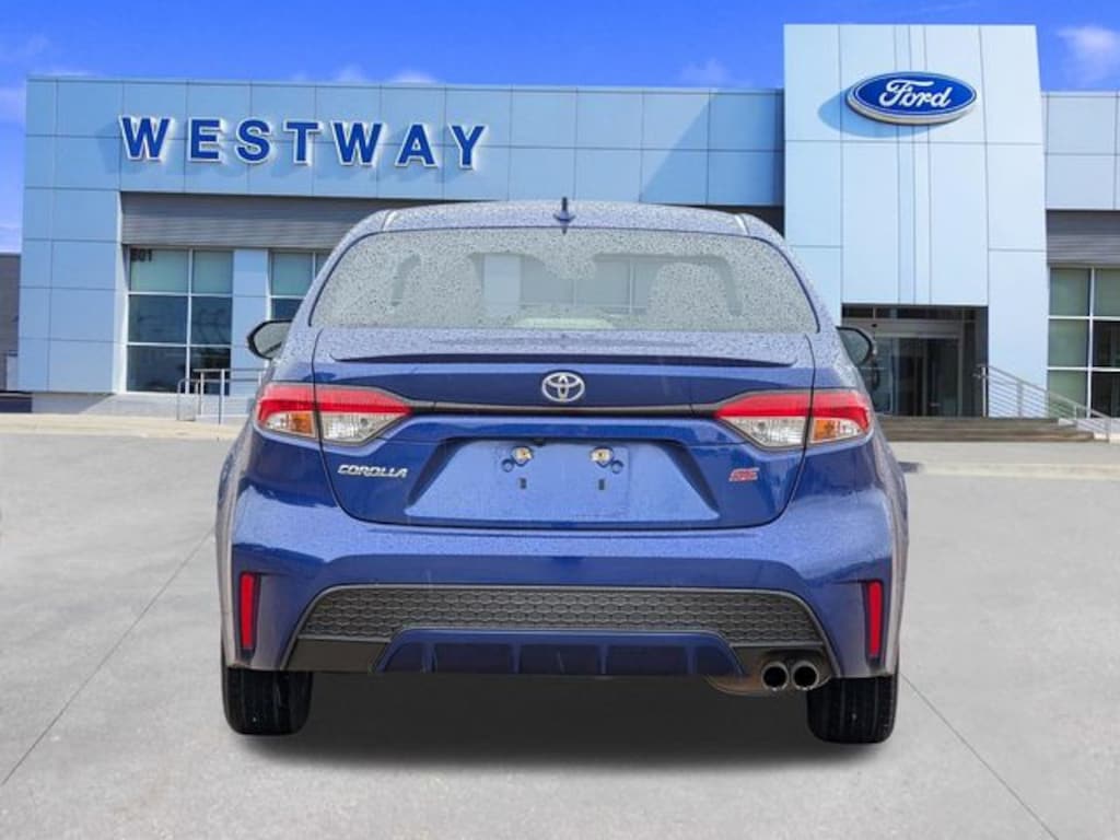 Used 2020 Toyota Corolla SE Sedan