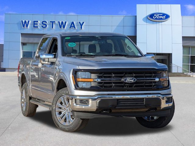 2025 Ford F-150 XLT photo 2