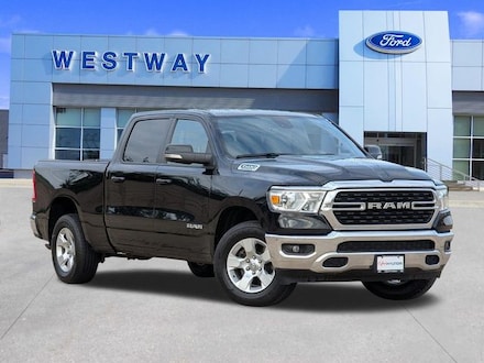 2022 Ram 1500 Big Horn/Lone Star Truck Crew Cab