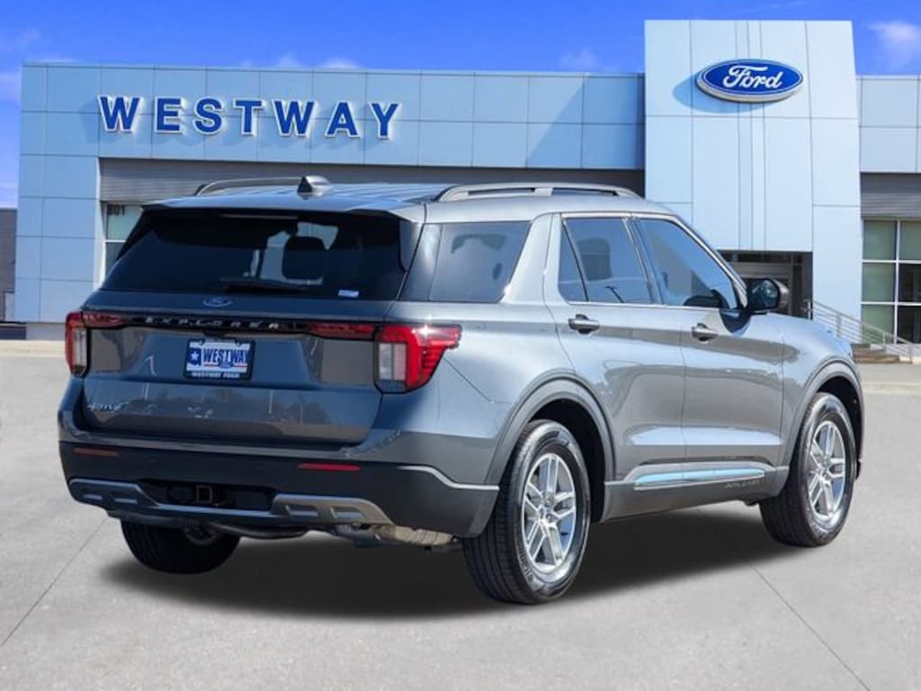New 2025 Ford Explorer Active SUV