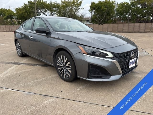 2024 Nissan Altima SV