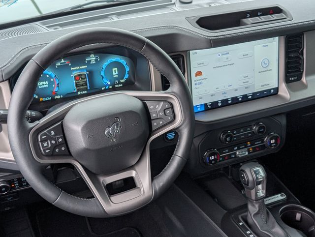2025 Ford Bronco 4-Door Outer Banks - Photo 10