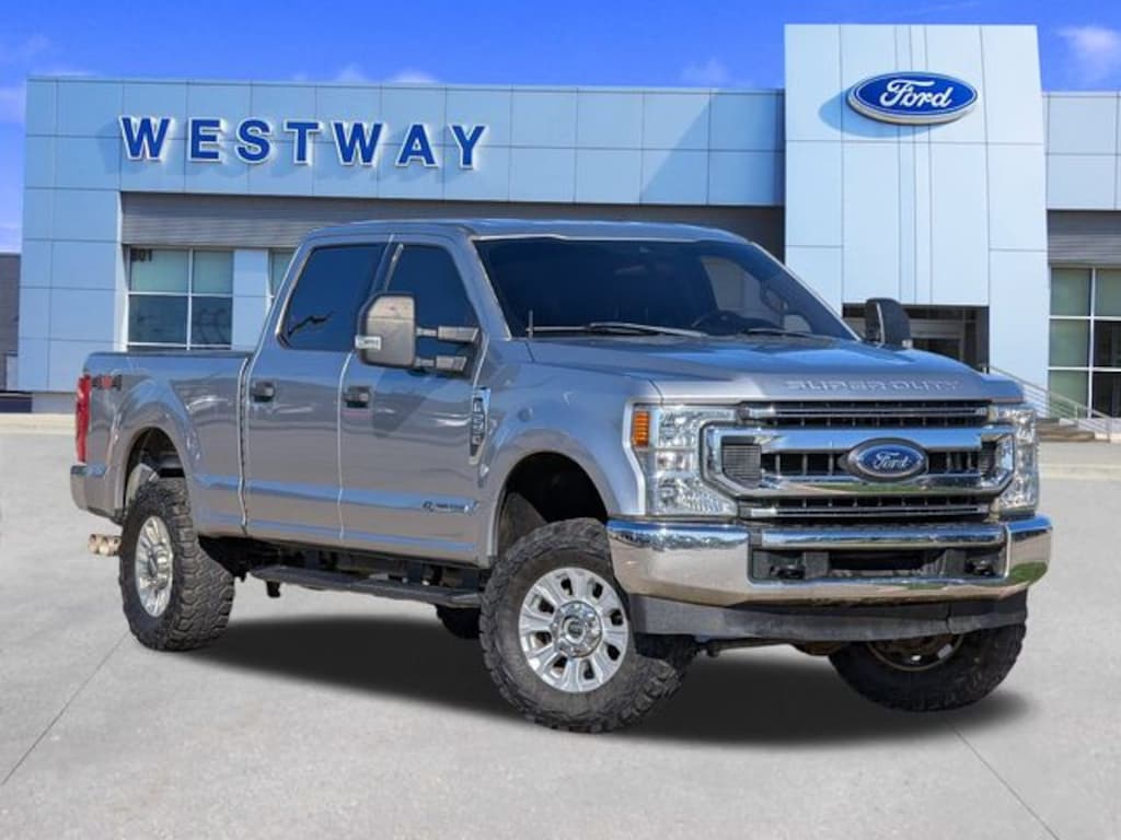 Used 2022 Ford F-250 XLT Truck Crew Cab