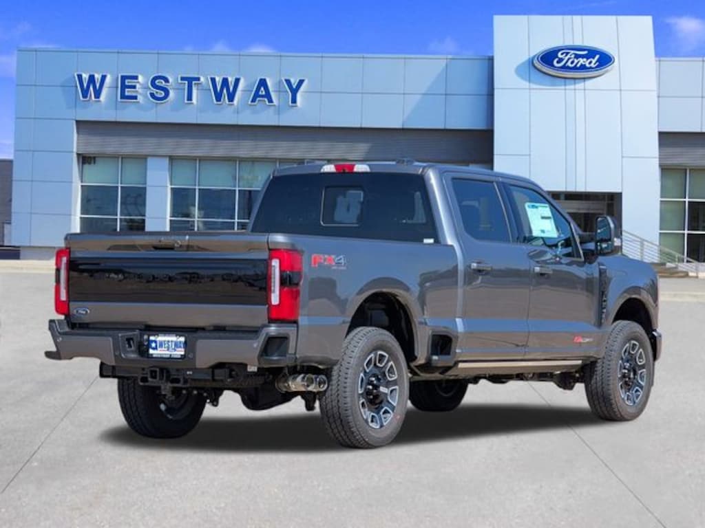 New 2026 Ford F-250 Platinum Truck Crew Cab