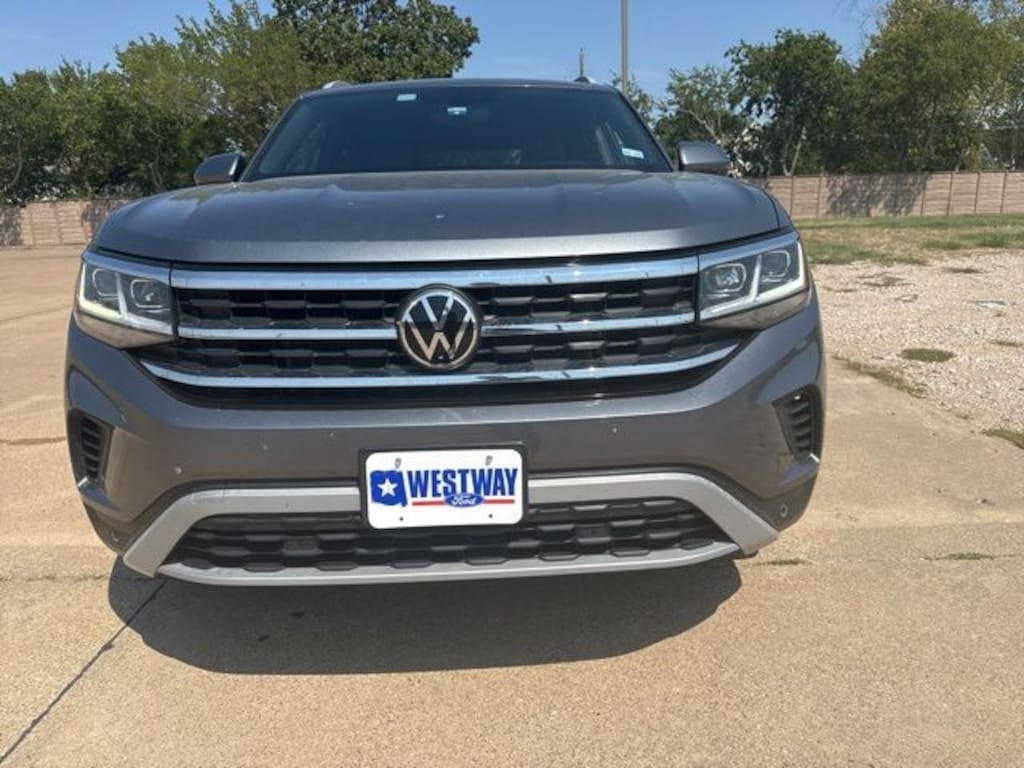 Used 2022 Volkswagen Atlas Cross Sport 3.6L V6 SE w/Technology SUV