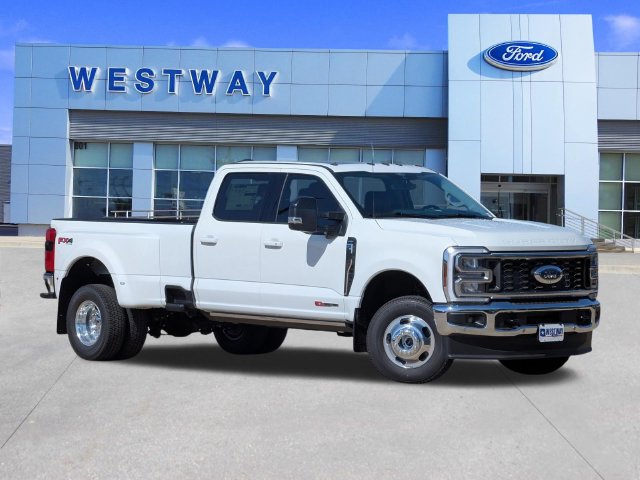 2026 Ford F-350 Lariat Truck Crew Cab