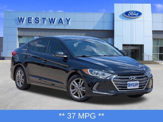 2018 Hyundai Elantra 1.8 Value Edition A/T's photo