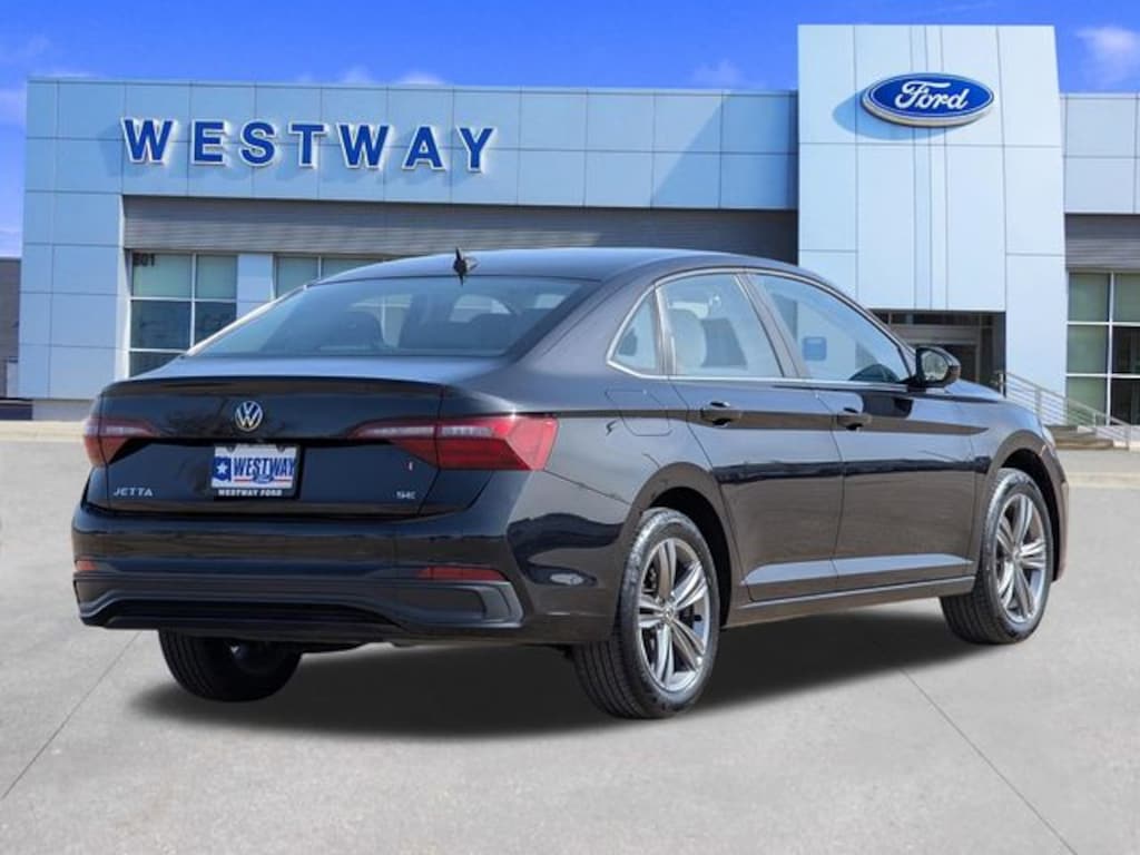 Used 2022 Volkswagen Jetta 1.5T SE Sedan