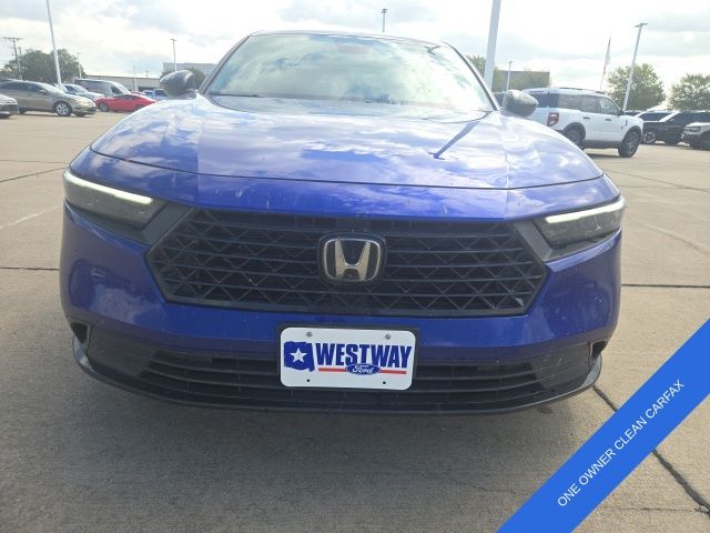 2024 Honda Accord Hybrid Sport-L photo 2