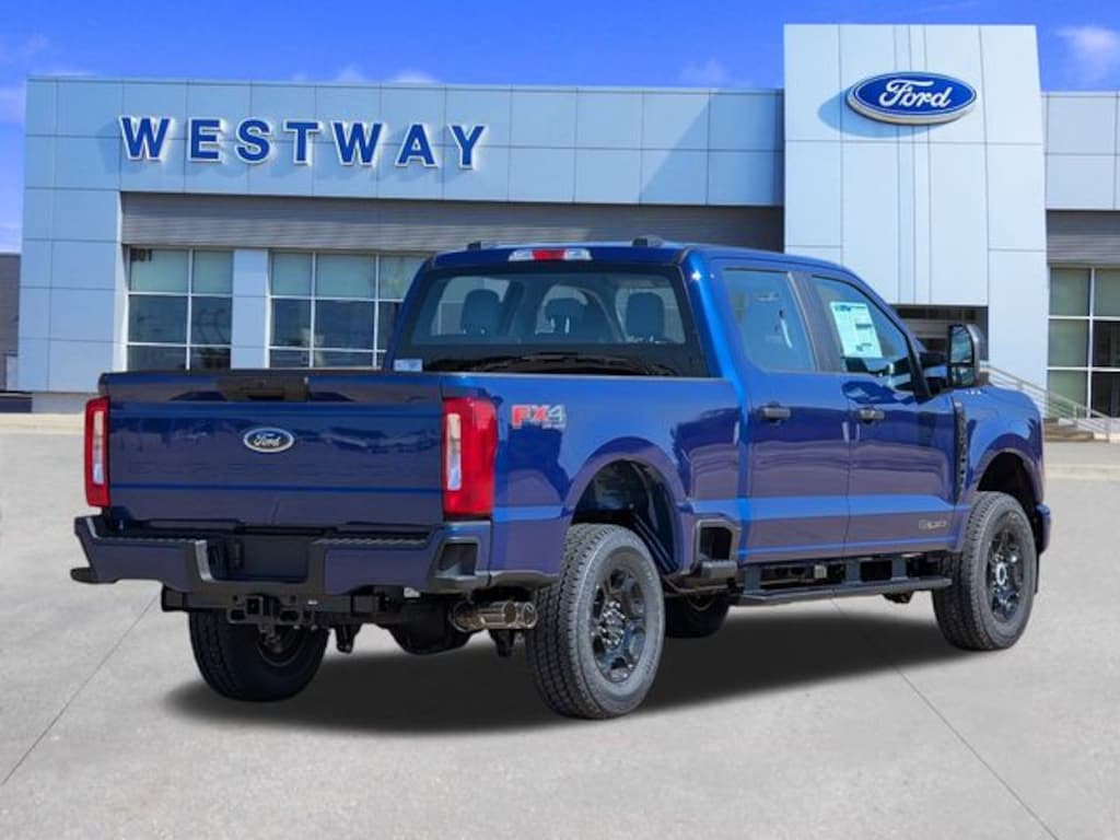 New 2026 Ford F-250 XL Truck Crew Cab