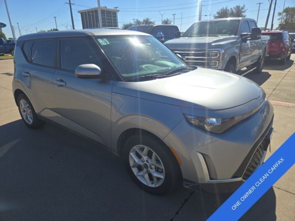 Used 2024 Kia Soul LX Hatchback