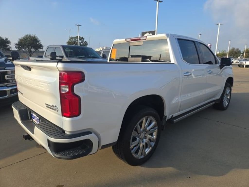 Used 2019 Chevrolet Silverado 1500 High Country Truck Crew Cab
