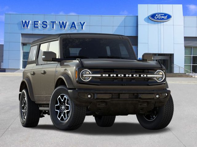 2025 Ford Bronco Outer Banks photo 4