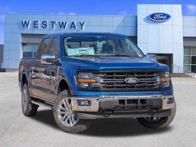 2025 Ford F-150 XLT photo 2