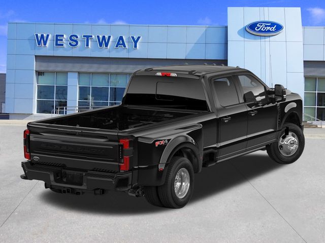 2026 Ford F-350 Platinum photo 3