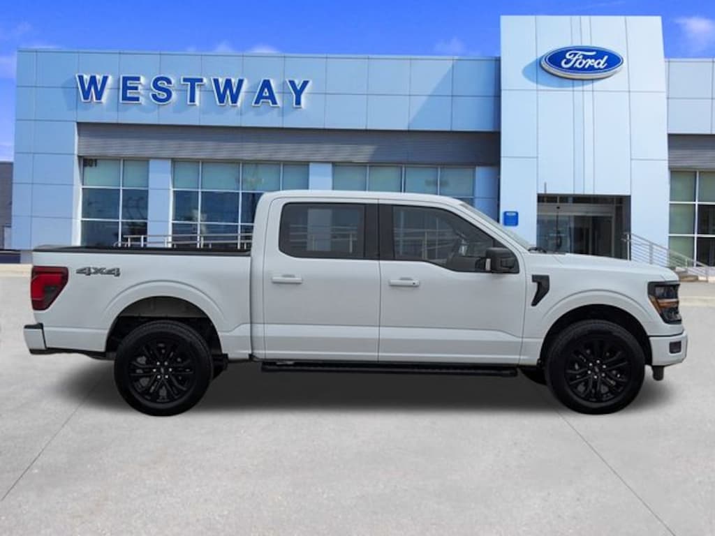 New 2025 Ford F-150 XLT Truck SuperCrew Cab