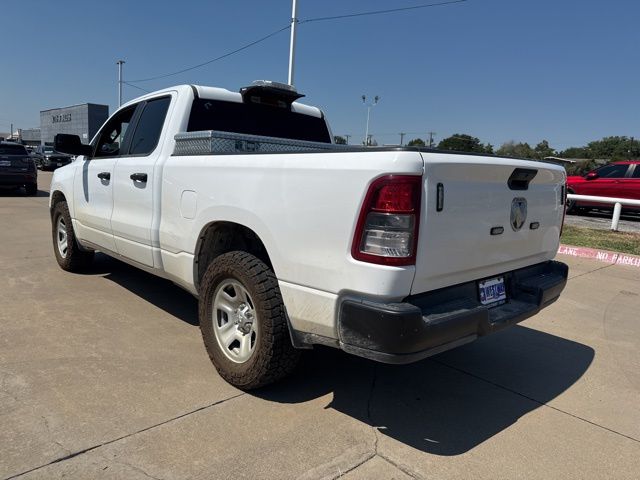 2023 Ram 1500 Tradesman photo 3