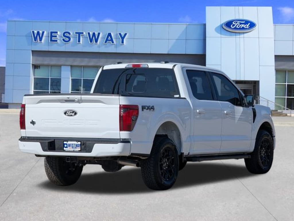 New 2025 Ford F-150 XLT Truck SuperCrew Cab