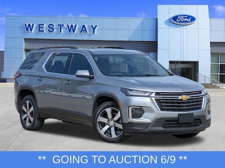 2023 Chevrolet Traverse LT Leather SUV