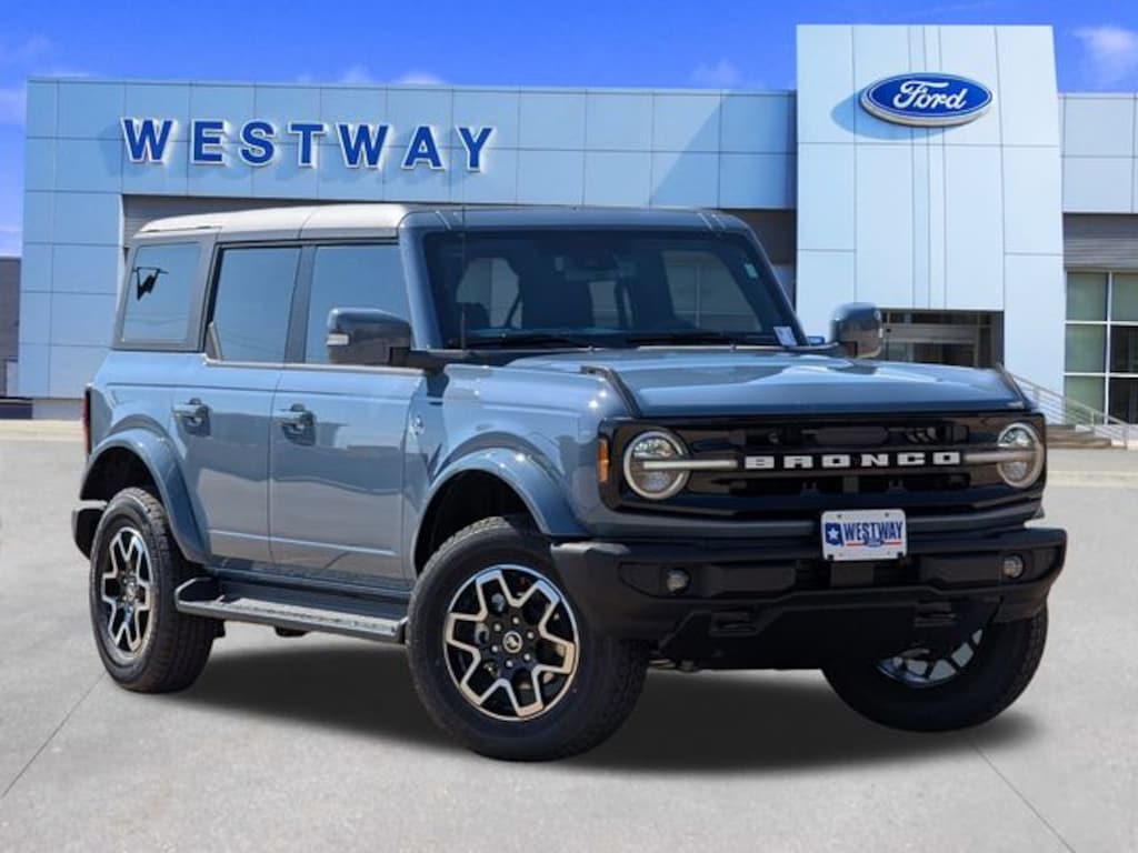 New 2025 Ford Bronco Outer Banks SUV