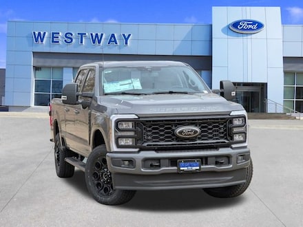 2025 Ford F-250 XLT Truck Crew Cab