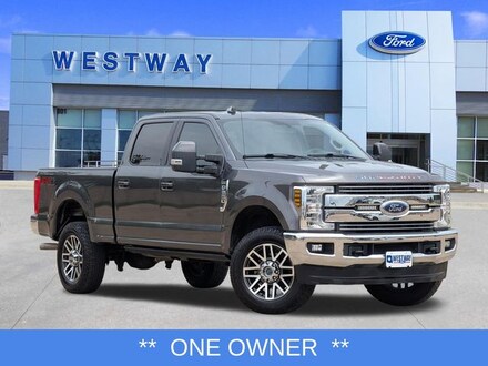 2019 Ford F-250 Lariat Truck Crew Cab