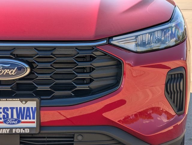 2026 Ford Escape ST-Line - Photo 8