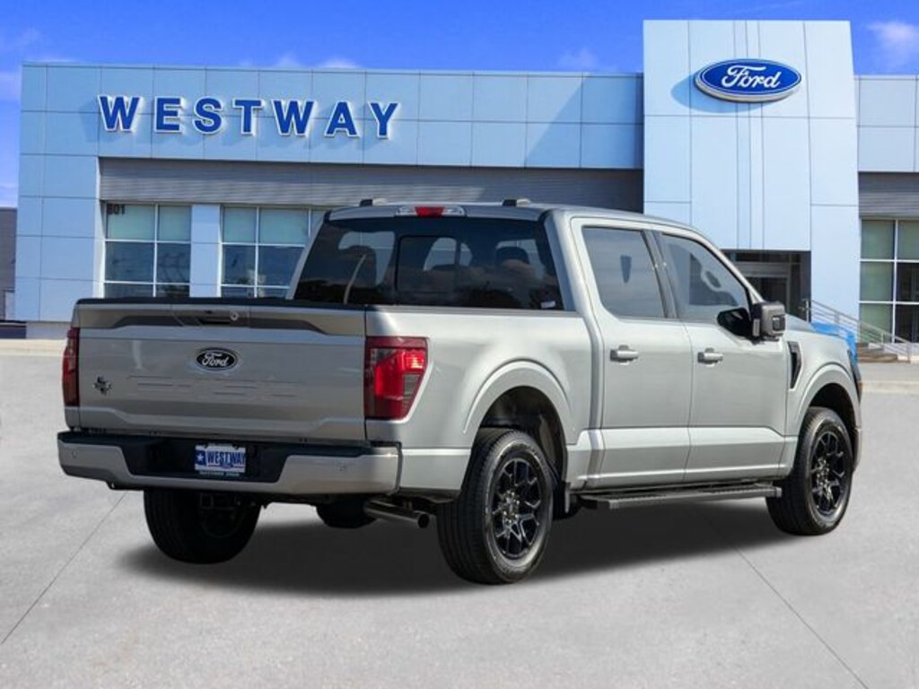 New 2025 Ford F-150 XLT Truck SuperCrew Cab