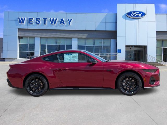 2025 Ford Mustang GT photo 2