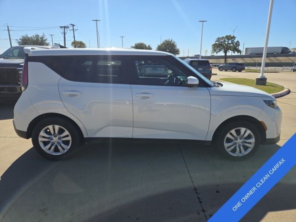 Used 2024 Kia Soul LX Hatchback