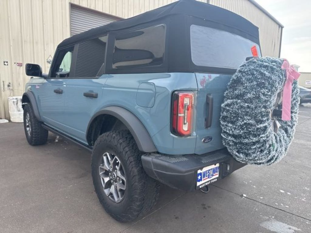 Used 2023 Ford Bronco Badlands SUV