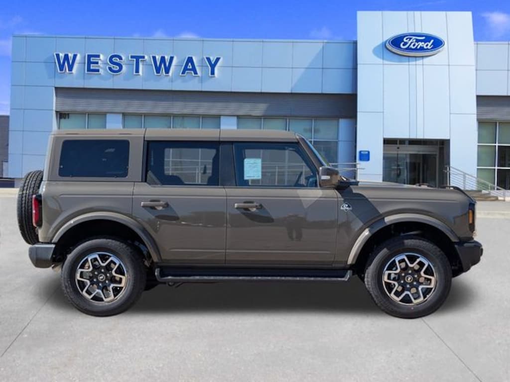 New 2025 Ford Bronco Outer Banks SUV