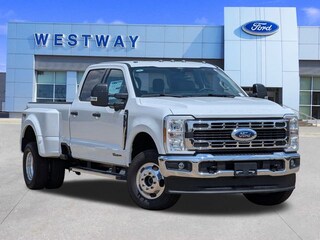 2025 Ford F-350 XLT Truck Crew Cab
