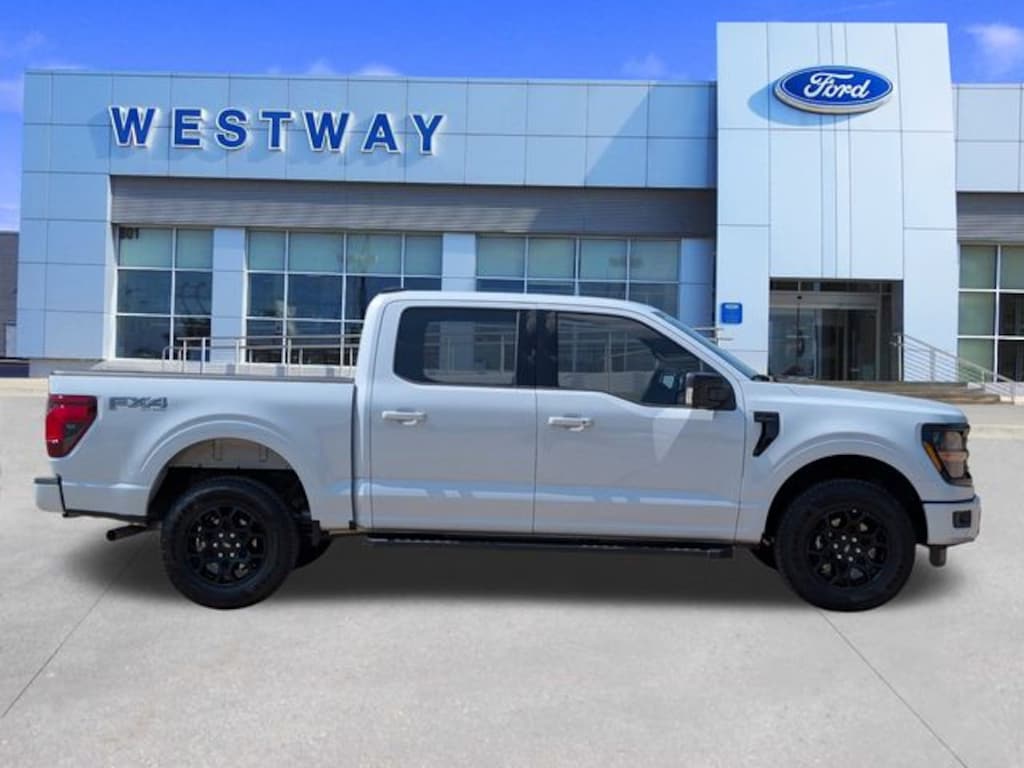 New 2025 Ford F-150 XLT Truck SuperCrew Cab
