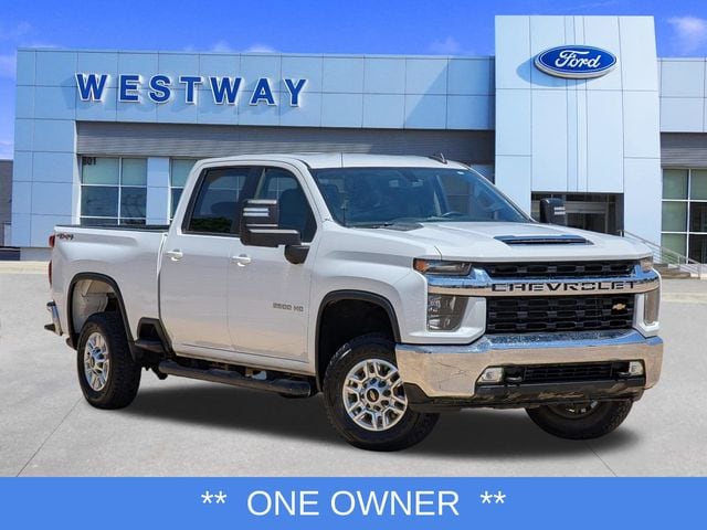 2020 Chevrolet Silverado HD LT 4WD Crew Cab Long Box's photo
