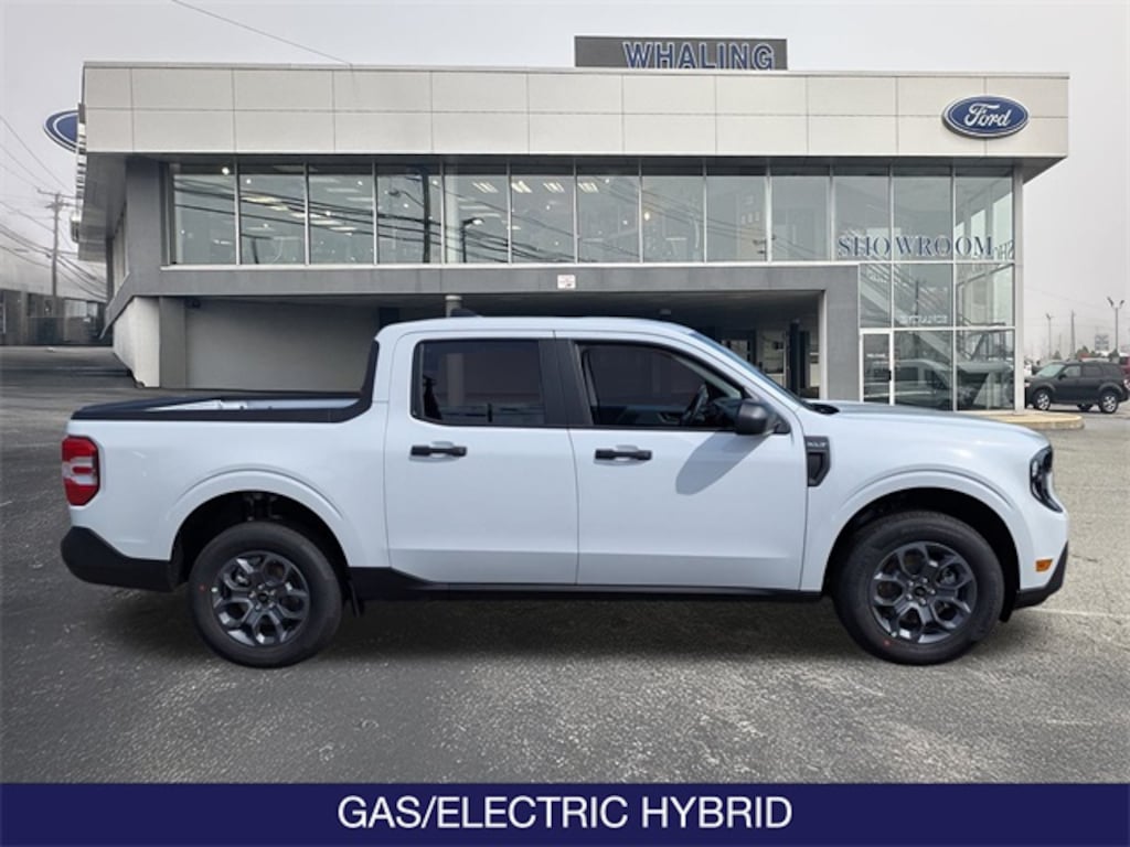New 2025 Ford Maverick XLT Truck