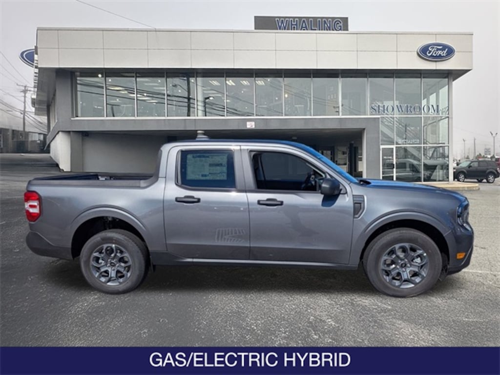 New 2025 Ford Maverick XLT Truck