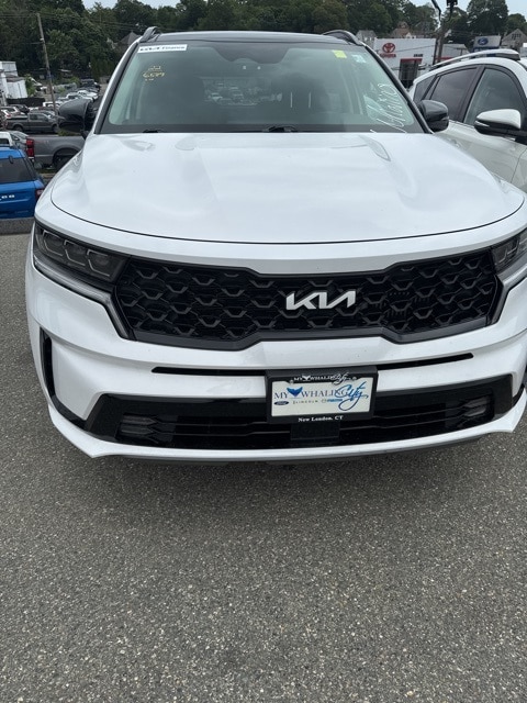 Used 2022 Kia Sorento SX with VIN 5XYRKDLF1NG119847 for sale in New London, CT