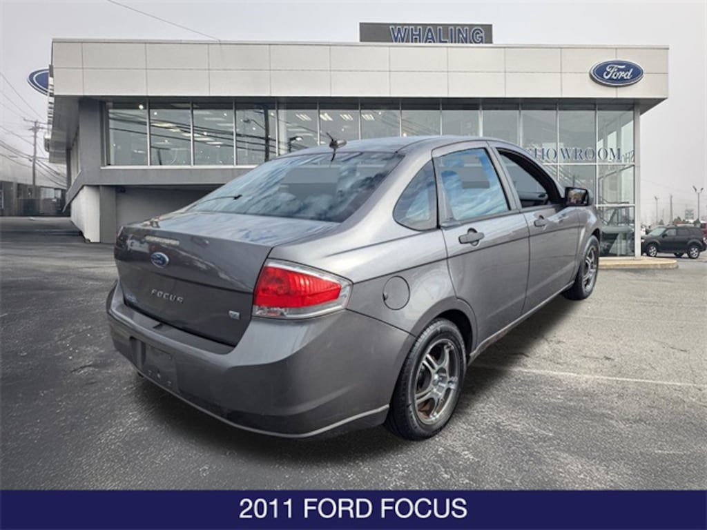 Used 2011 Ford Focus SE Sedan