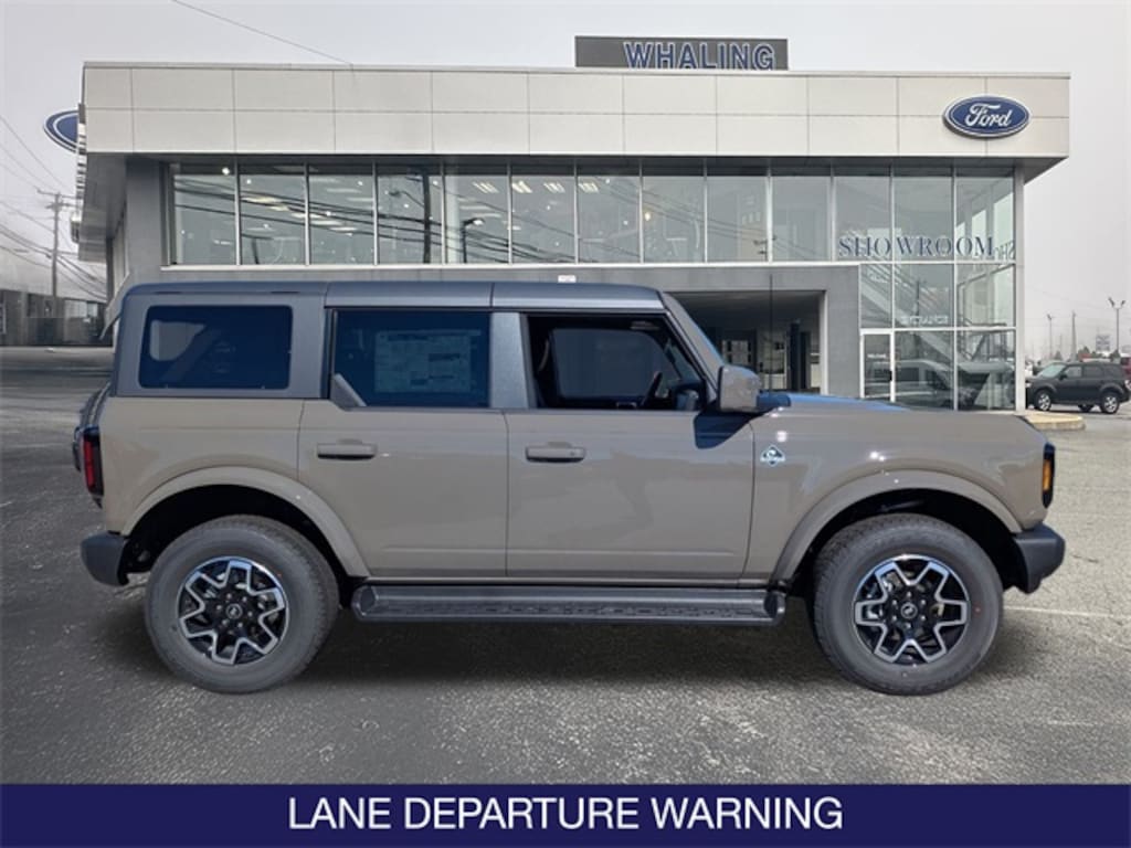 New 2025 Ford Bronco Outer Banks SUV