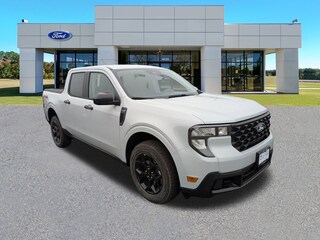 2025 Ford Maverick XLT Truck