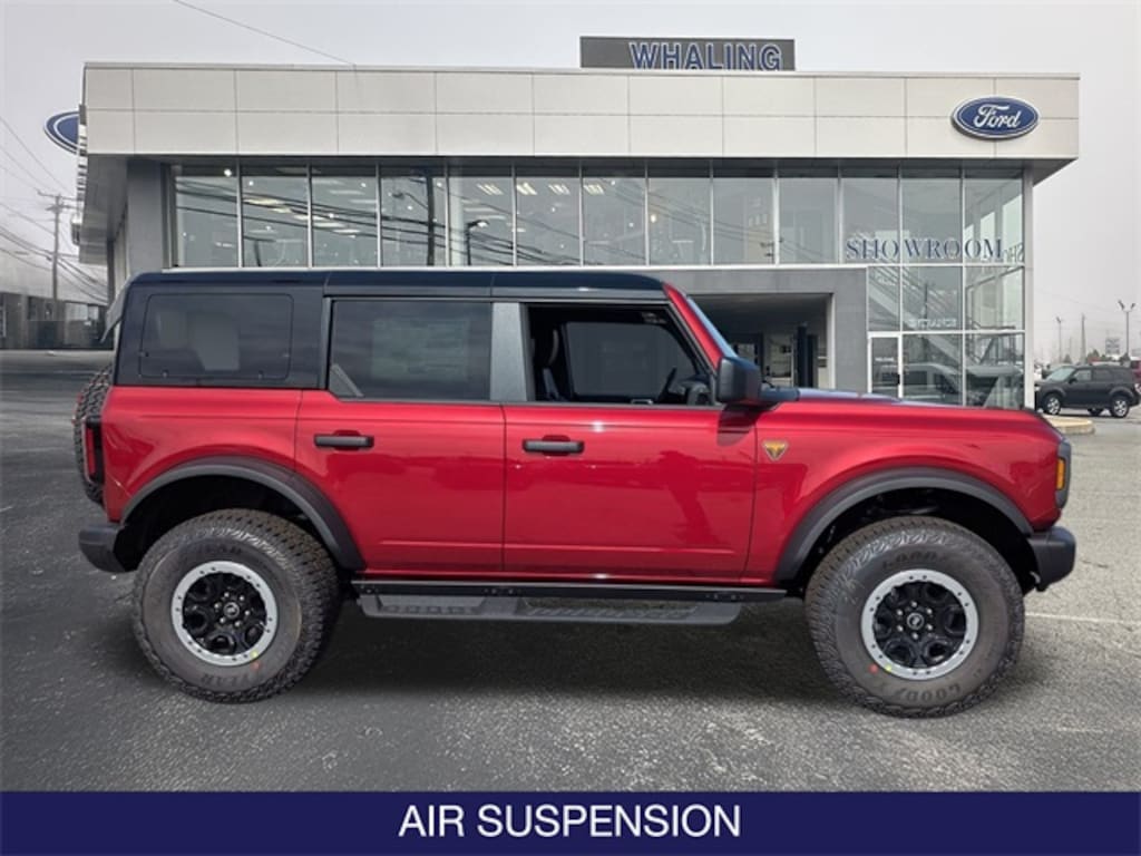 New 2025 Ford Bronco Badlands SUV