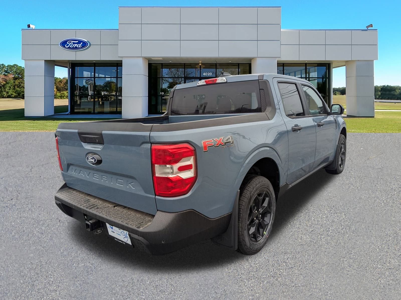 2025 Ford Maverick XLT photo 3
