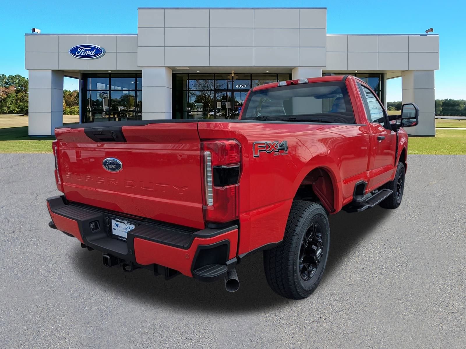 2025 Ford F-350 photo 3